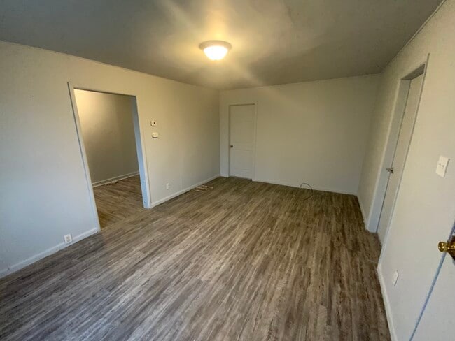 56 Bismark St in Danville, IL - Building Photo - Building Photo