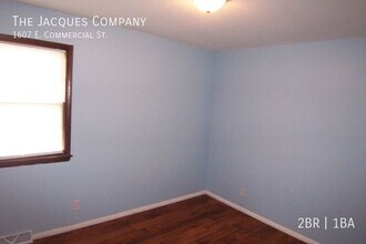 1607 E Commercial St in Springfield, MO - Building Photo - Building Photo