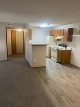393 Winding Willow Way in Columbus, OH - Building Photo - Building Photo