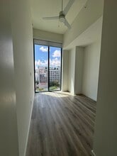 144 NW 32nd St, Unit A1 in Miami, FL - Building Photo - Building Photo