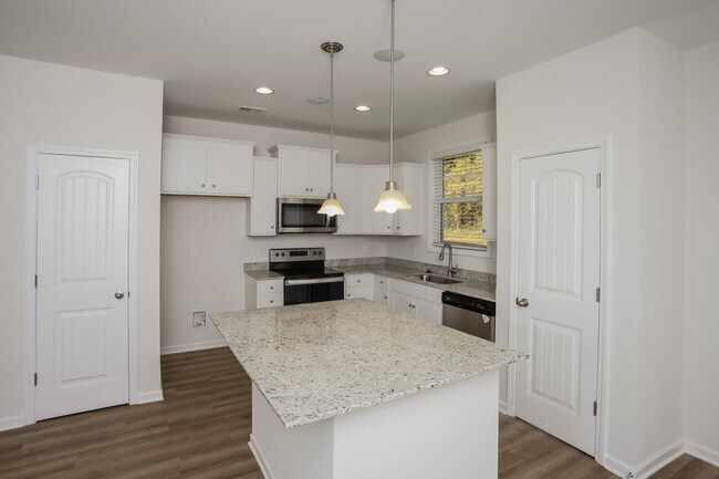 198 Wahoo Cir in Irmo, SC - Building Photo - Building Photo