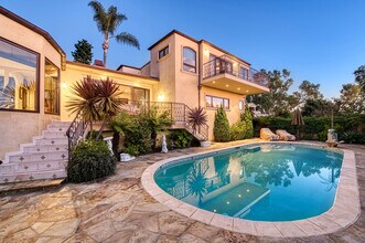 31641 Mar Vista Ave in Laguna Beach, CA - Building Photo - Building Photo