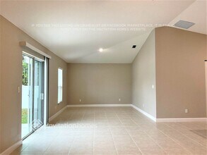 467 Ocala St in Palm Bay, FL - Building Photo - Building Photo