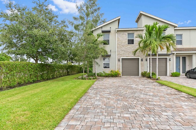 8889 Via Mar Rosso in Wellington, FL - Building Photo - Building Photo