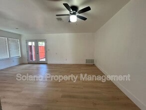 1970 Grande Cir in Fairfield, CA - Building Photo - Building Photo