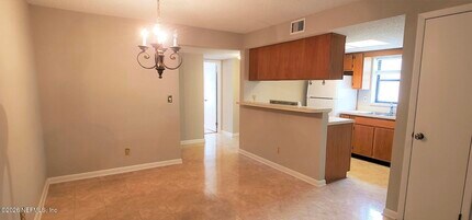 5557 Greatpine Ln S in Jacksonville, FL - Building Photo - Building Photo