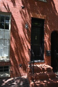 38 E Montgomery St photo'