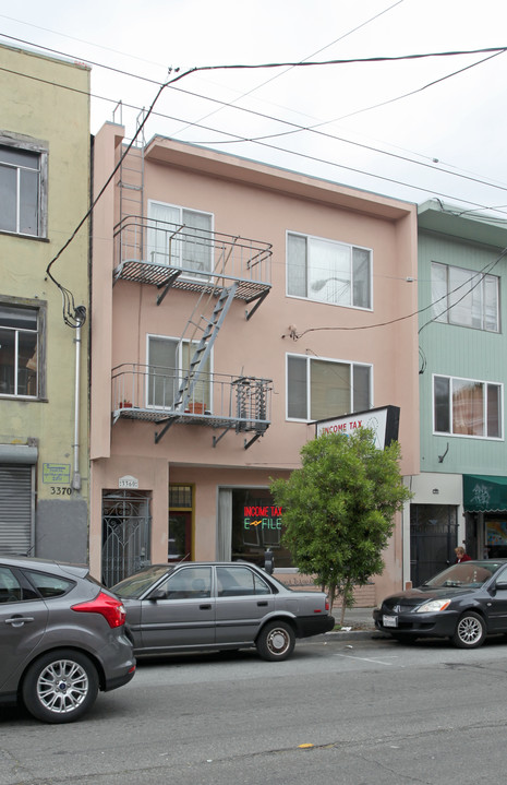 3360 18th St in San Francisco, CA - Building Photo