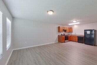 3214 65th St W in Lehigh Acres, FL - Building Photo - Building Photo