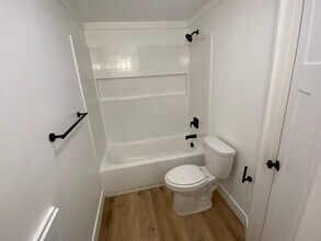 1005 N 900 E in Pleasant Grove, UT - Foto de edificio - Building Photo