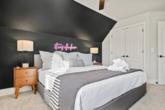 6508 W Stone Lake Dr in Rogers, AR - Building Photo - Building Photo