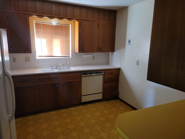 2211 S Union Ave in Roswell, NM - Building Photo - Building Photo