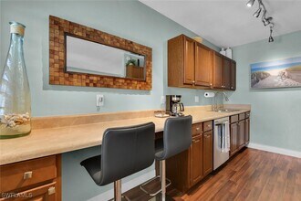 546 4th Ave S in Naples, FL - Building Photo - Building Photo