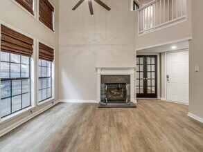 1421 Mccoy St in Dallas, TX - Building Photo - Building Photo