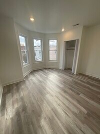 1212 N Alden St photo'