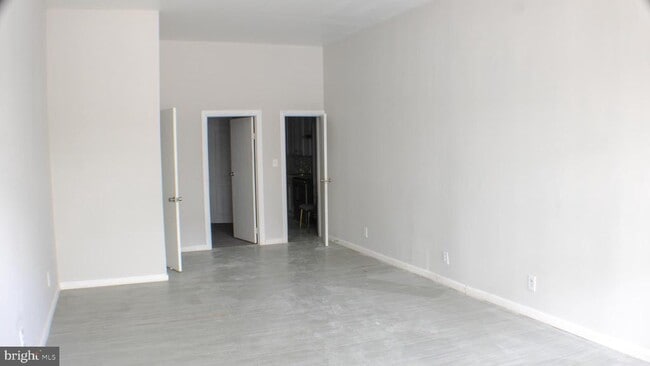 property at 112 W Coal St
