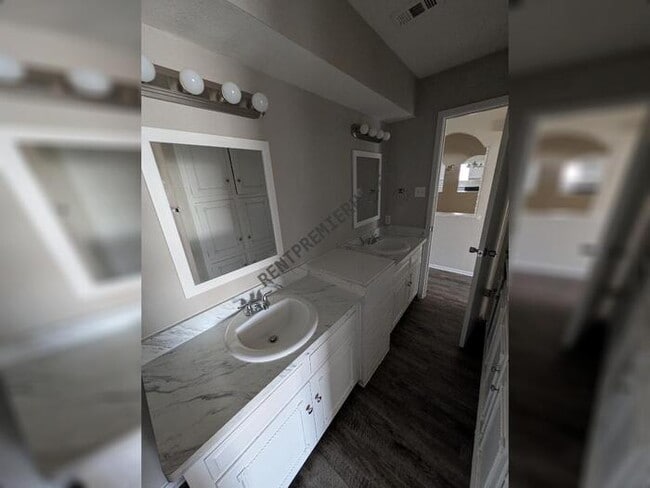 property at 2009 Ming Dr