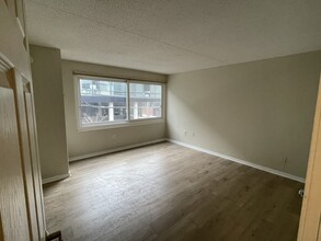 2301 Cherry St, Unit 3K in Philadelphia, PA - Building Photo - Building Photo