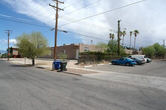 3184-3186 E Bellevue St in Tucson, AZ - Building Photo - Building Photo