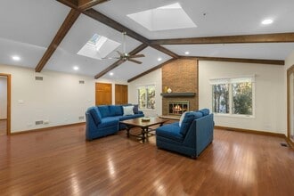 336 Burchell Ave in Highwood, IL - Foto de edificio - Building Photo