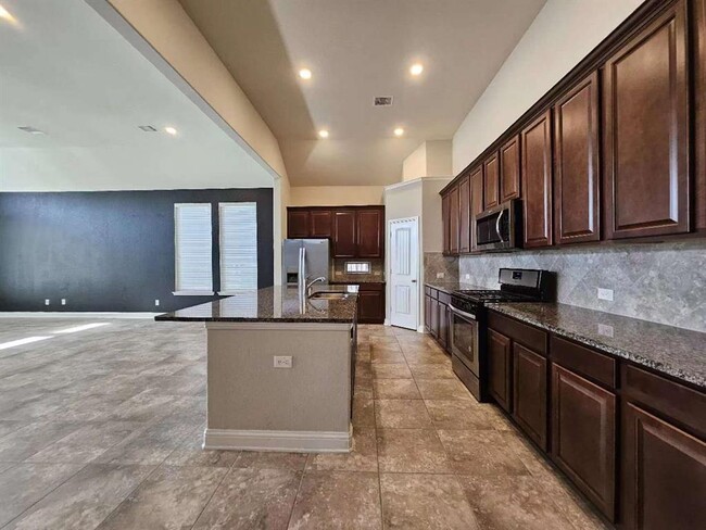 17003 Maravillas Cove Dr in Cypress, TX - Building Photo - Building Photo