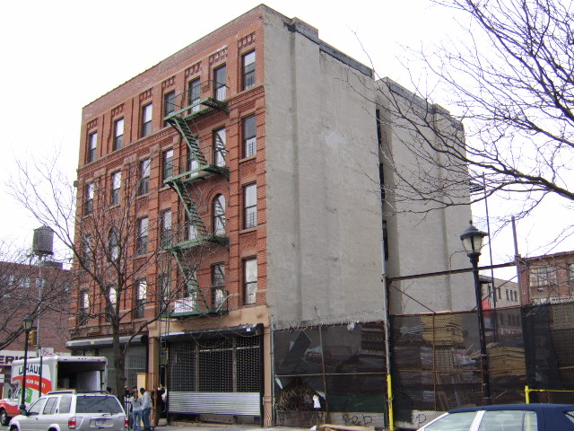 129 Alexander Ave in Bronx, NY - Building Photo - Building Photo