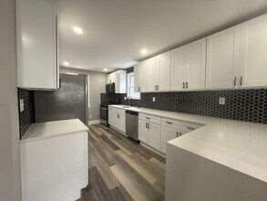 17 Virginia Ave in Overlea, MD - Building Photo - Building Photo