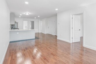 370 Broadway in Newburgh, NY - Building Photo - Building Photo