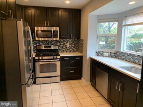 4613 Wissahican Ave in Rockville, MD - Building Photo - Building Photo