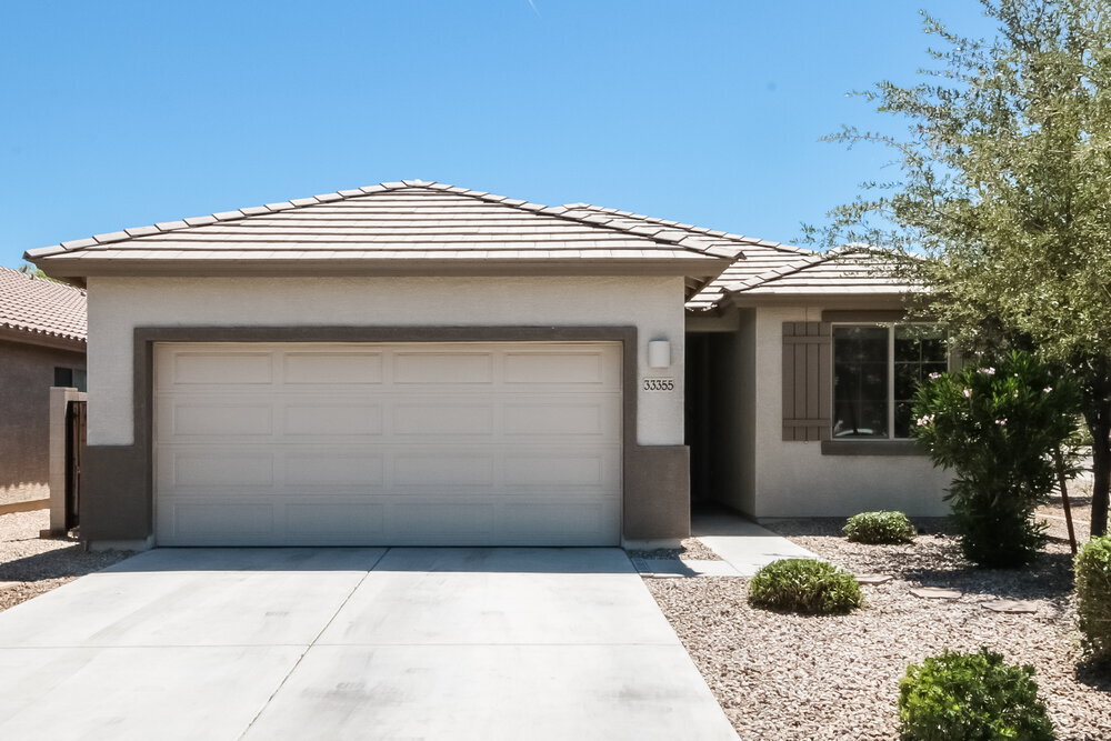 33355 N Stone Ridge Dr in San Tan Valley, AZ - Foto de edificio