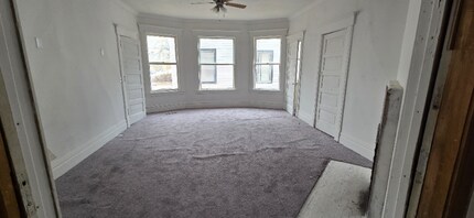 113 W Division St in Fond du Lac, WI - Building Photo - Building Photo