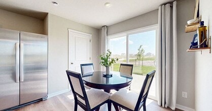 Painted Woods Villas in Waukee, IA - Foto de edificio - Building Photo