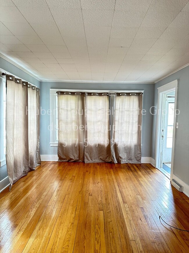 302 N Hayford Ave in Lansing, MI - Building Photo - Building Photo
