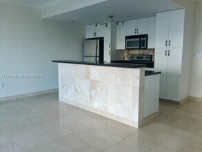 1401 SW 22nd St in Miami, FL - Building Photo - Building Photo