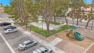 117 Boysenberry Ln in Henderson, NV - Building Photo - Building Photo