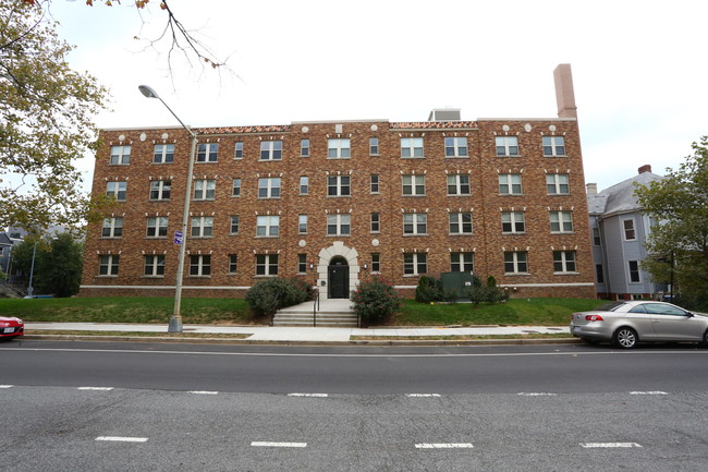 1831 2nd St NE in Washington, DC - Building Photo - Building Photo