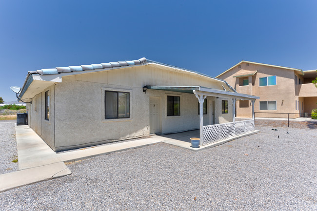 1161 Bourbon St in Pahrump, NV - Building Photo - Building Photo