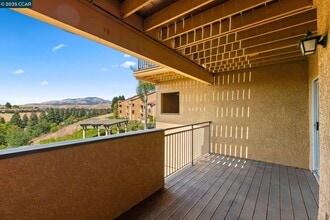 765 Watson Canyon Ct in San Ramon, CA - Building Photo - Building Photo