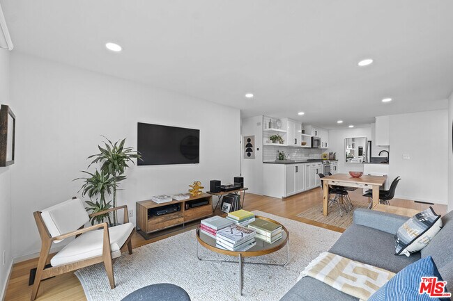 property at 2714 Auburn St