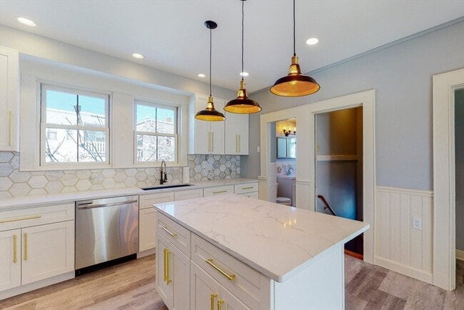 65 Harvest St, Unit 2