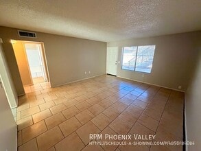 4401 N 53rd Ln in Phoenix, AZ - Building Photo - Building Photo