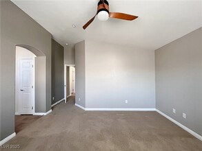 10144 Sunset Palisades Way in Las Vegas, NV - Building Photo - Building Photo