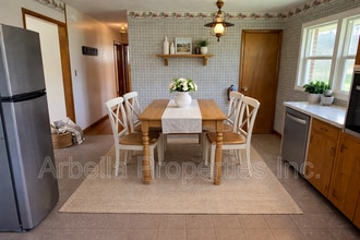 406 Choptack Rd in Rogersville, TN - Foto de edificio - Building Photo