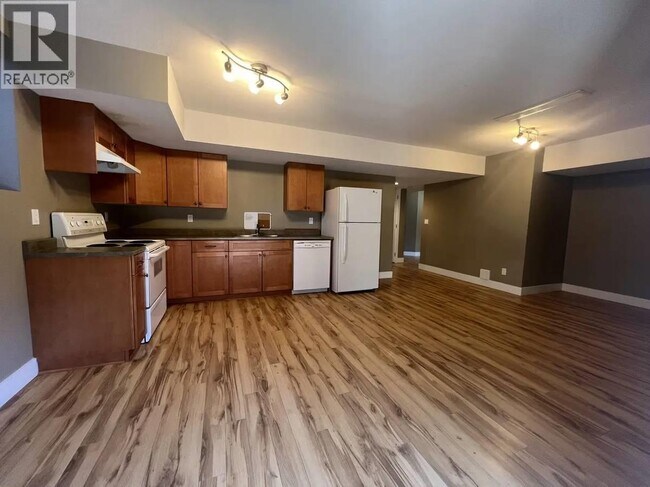 13901-1229B 229b St in Maple Ridge, BC - Building Photo - Building Photo