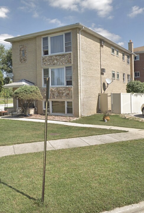 10301 Marshall Ave in Chicago Ridge, IL - Building Photo