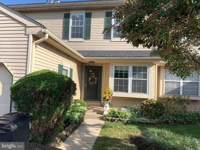 property at 647 Palmer Ln