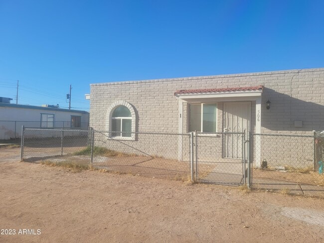 property at 506 E Southern Ave