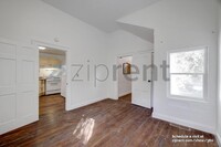 1117 Chester St, Unit 5C in Oakland, CA - Building Photo - Building Photo