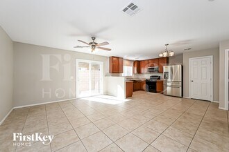 8269 Vanity Fair Ln in Las Vegas, NV - Building Photo - Building Photo