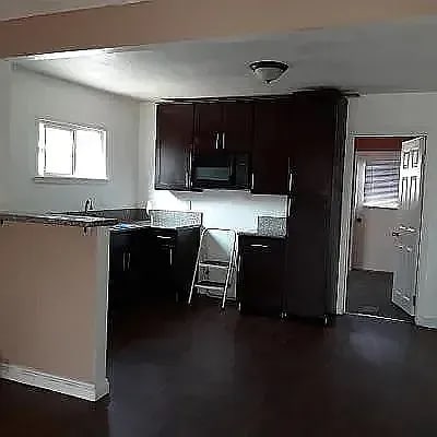 4435 Triggs St in Los Angeles, CA - Foto de edificio - Building Photo